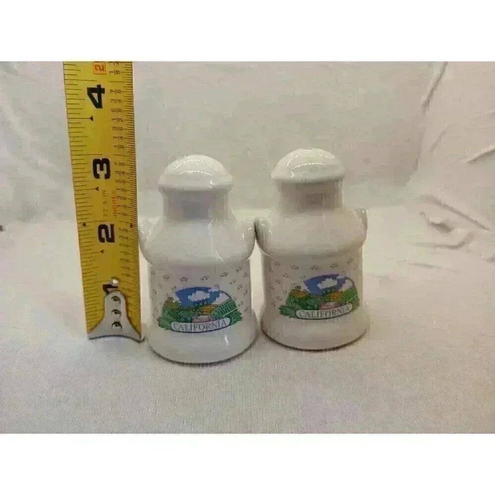 California L.A. souvenir salt and pepper shakers Vintage Collectable Home Decor